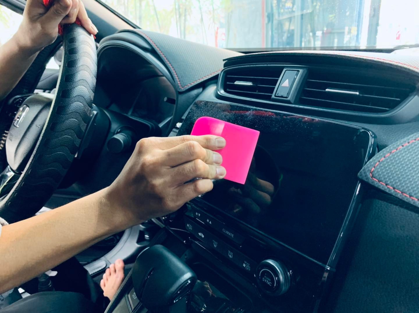 Ảnh: Nội thất xe được dán PPF hoàn thiện Ảnh: Nội thất xe được dán PPF hoàn thiện