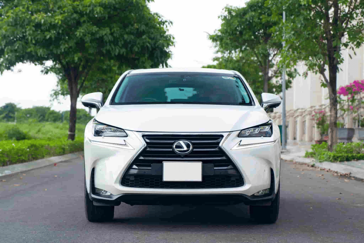 Dán phim cách nhiệt Lexus RX350 chống nóng bảo vệ xe và giữ trọn đẳng cấp 2 Dán phim cách nhiệt Lexus RX350 hoàn chỉnh