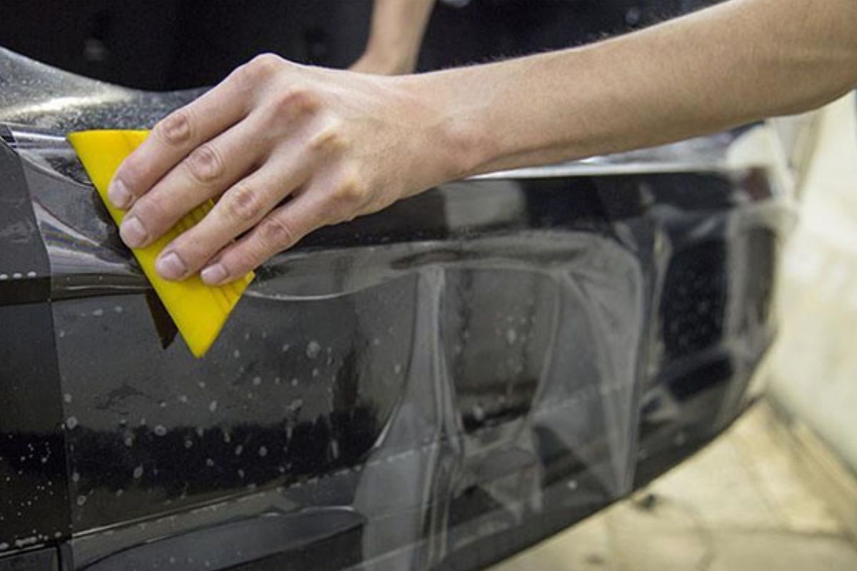 Có nên dán PPF cho xe hơi và lý do đây là khoản đầu tư cần thiết cho mọi chủ xe 3 Có nên dán PPF cho xe hơi không?